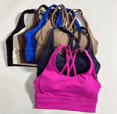 Топ спортивный StrongHold - купить в Бикьяне